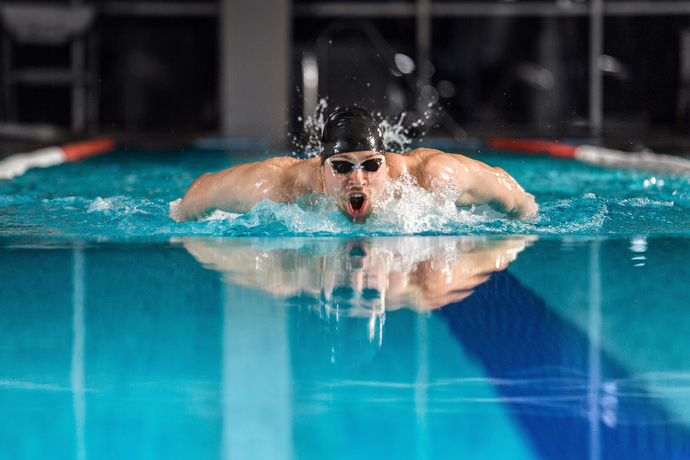 swimming - Image 1